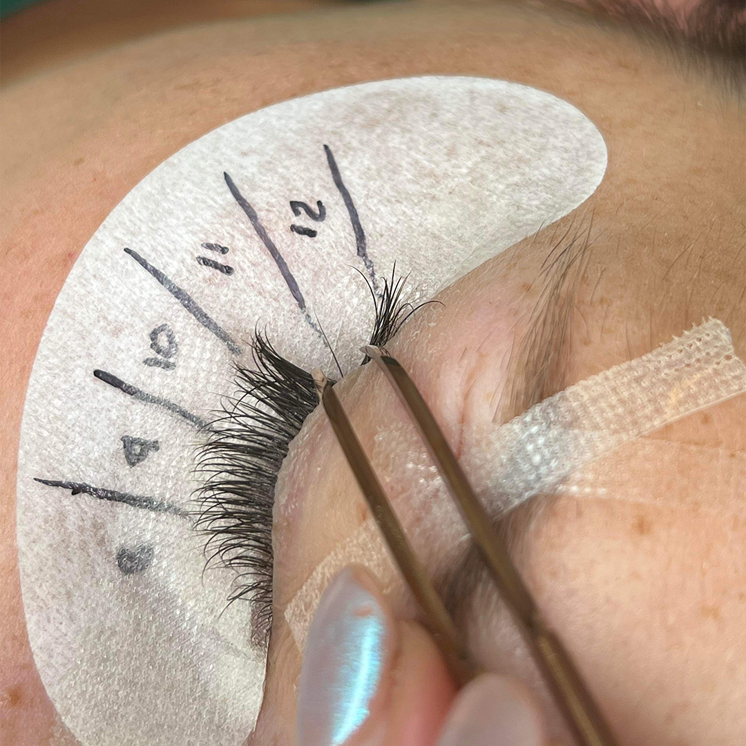 classic, eyelash, extensions, training, learn, course, lash vision, isolation, tweezer, lash pad, mapping